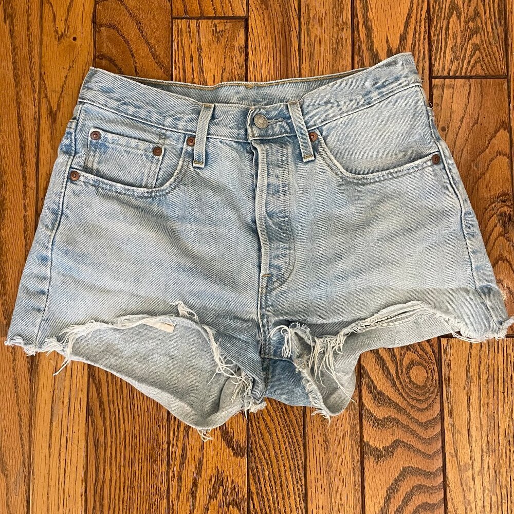 Levi's 501 Jean Cutoff Shorts Light Blue W27